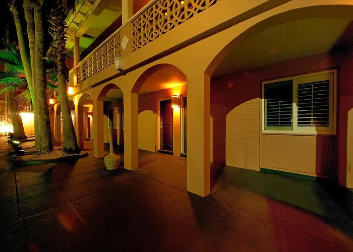 Tahitian Inn Boutique Hotel Tampa